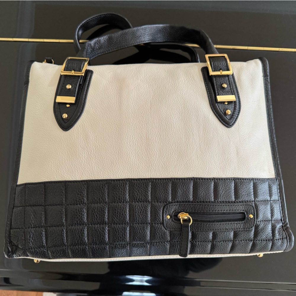 NWOT BCBGMAXAZRIA Large Leather handbag